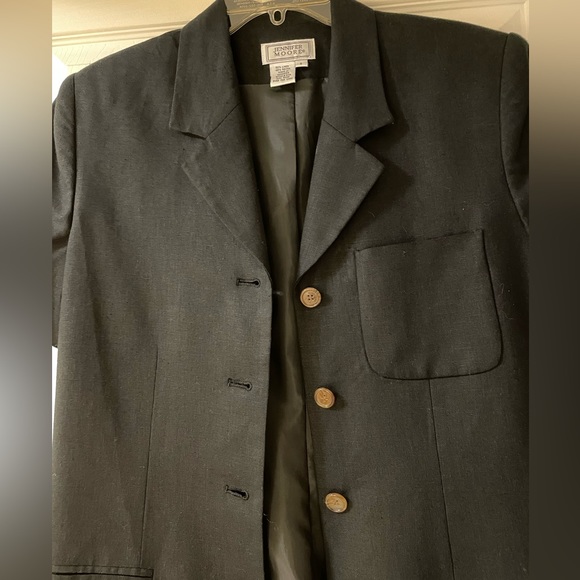 Black short sleeve jacket sz 8 - Picture 5 of 5